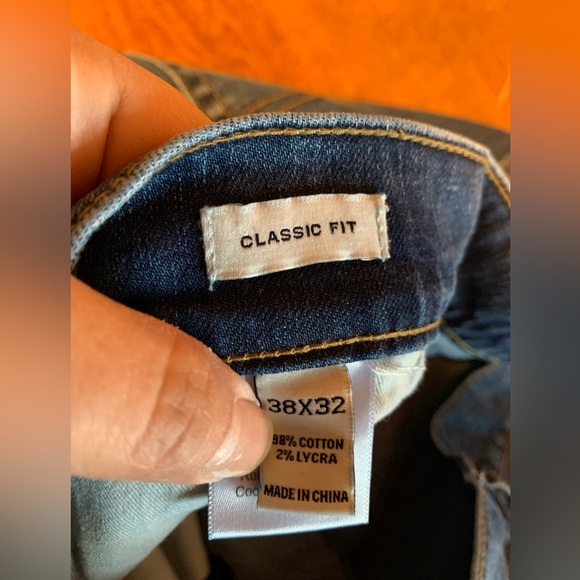 Joseph Abboud Classic Fit Dark Denim Jeans - Size: 38 x 32 - Picture 3 of 5